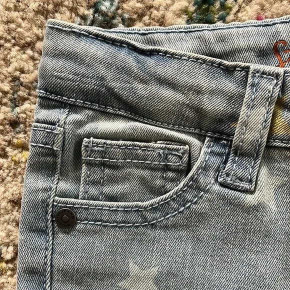 🆕 NWT Studio V Vigoss Kids Light Denim Star Print Jean Shorts Girls Sz 2T - Picture 6 of 10